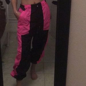 PINK AND BLACK CARGO PANTS 🧠